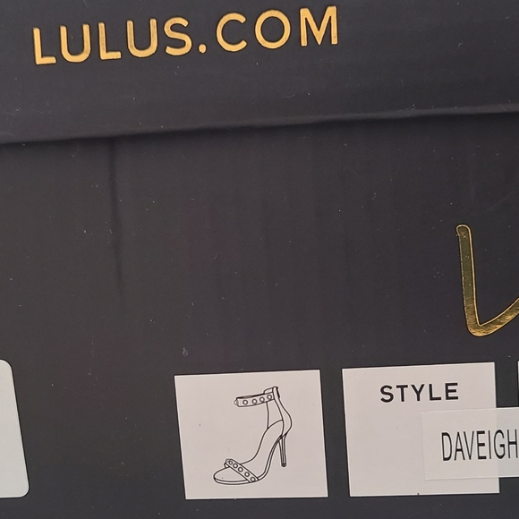 NWB Lulus High Heel Shoes - Picture 3 of 6